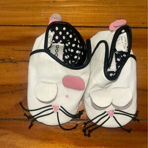 Goody Leather “Mouse” Velcro Shoes Size Large (12-18 month)